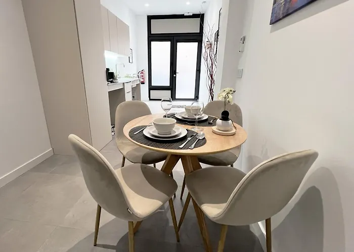 Loft R41 A B - Ground & Monteolivete Vibes * Valencia
